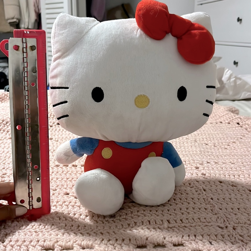 Hello kitty plush